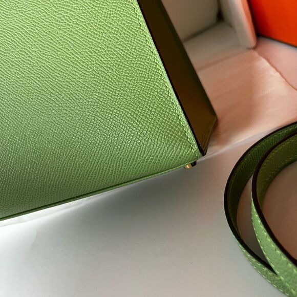 Hermes Kelly 28 Vert Criquet Epsom Sellier Green stamp Z - Picture 8 of 16